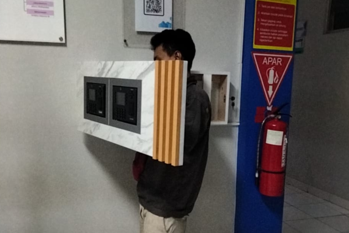 Mesin Absensi Fingerprint